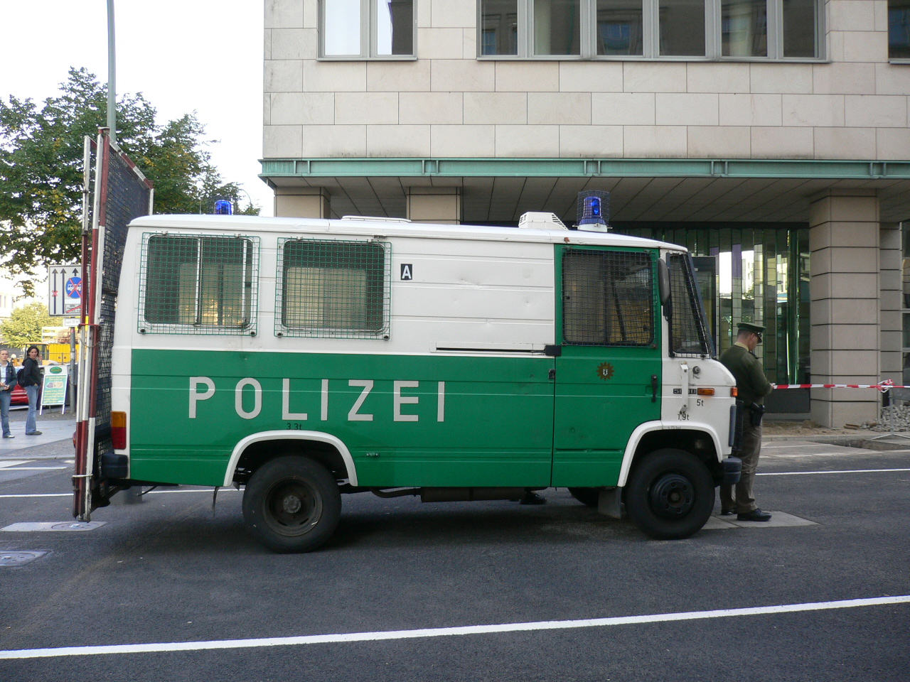lokale-behoerden-in-indien-decken-120-millionen-dollar-krypto-ponzi-programm-auf