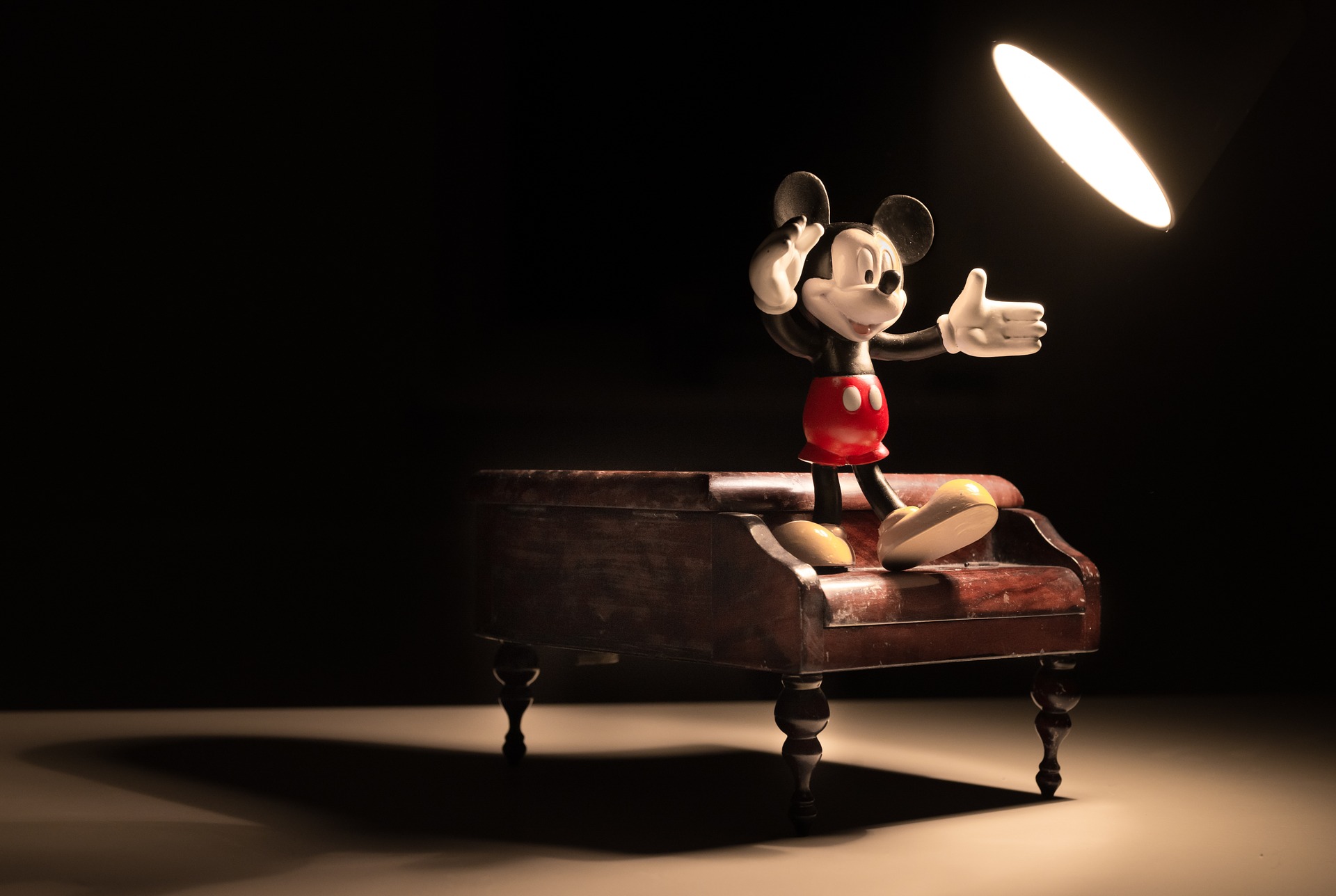 lego-und-disney-veteran-pierre-dadd-schliesst-sich-der-nft-plattform-terra-virtua-an